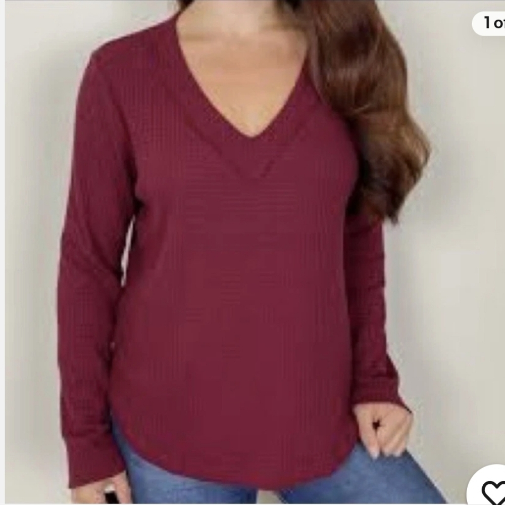 Altar'd State Burgundy Waffle Knit Top Vneck Henley Oversized M Relaxed Stretchy